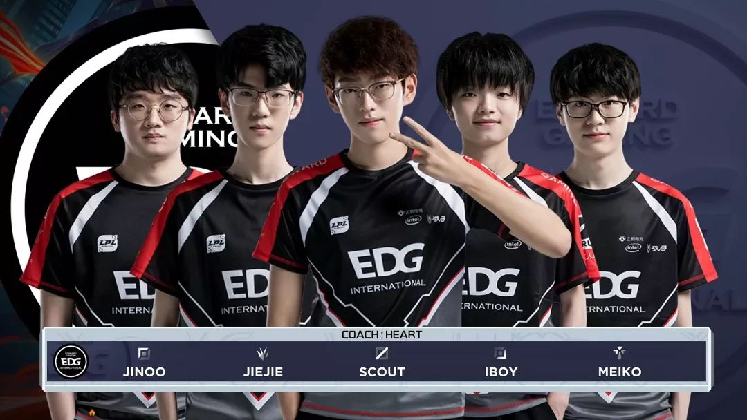 而他们背后 而他们背后